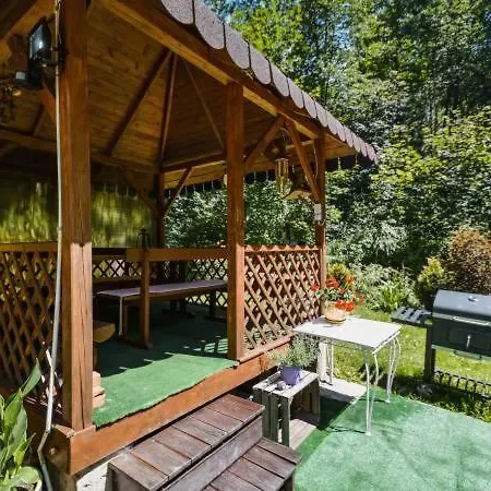 Enklawa U Zosi Гостьовий будинок 3*